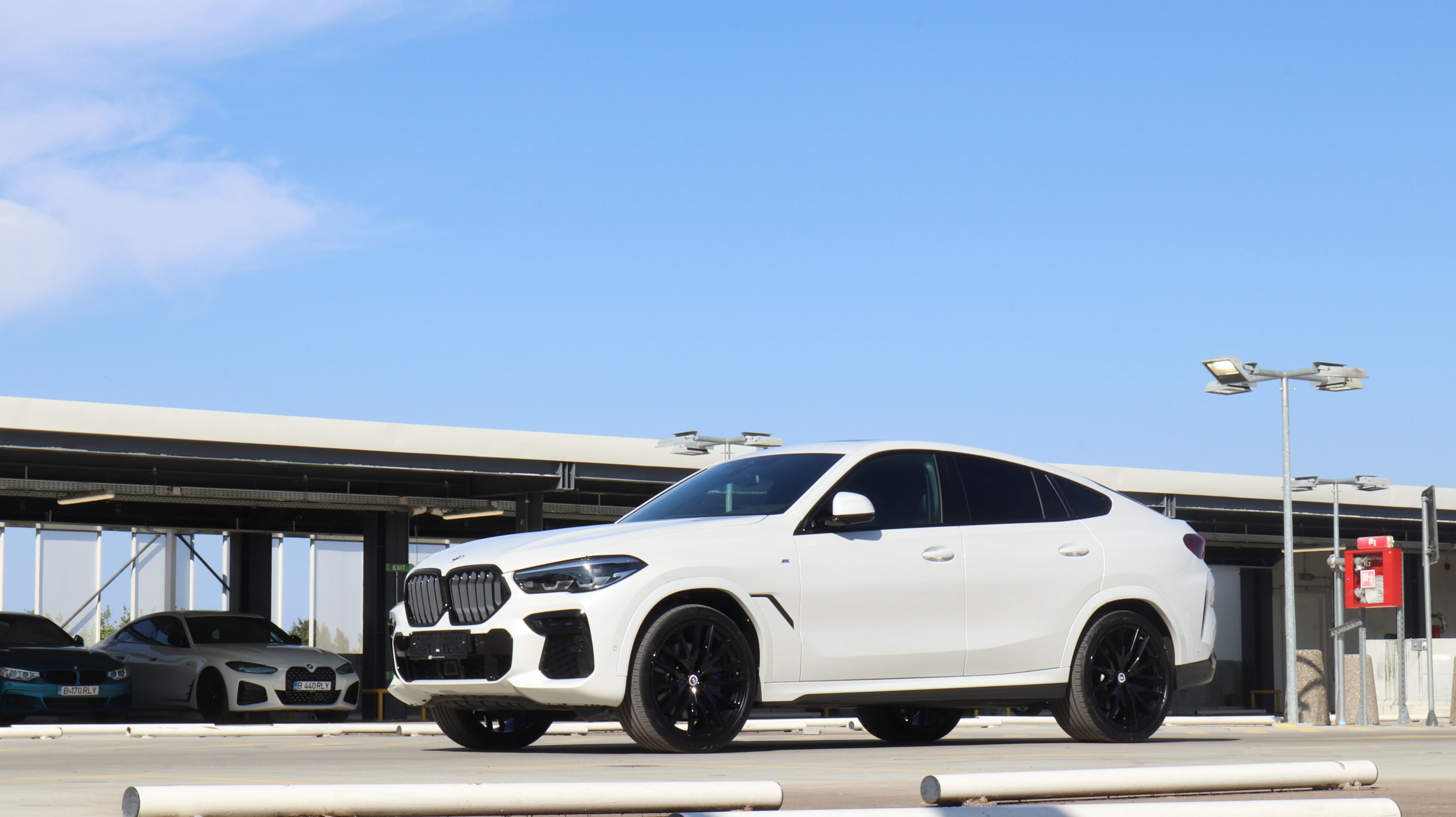 Inchiriaza BMW X6 M40i in Bucuresti 24/7 - 3 